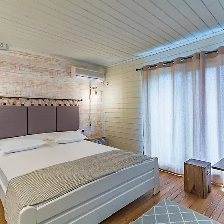 St Anastasia فندق بورغاس