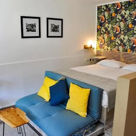 St Anastasia Otel